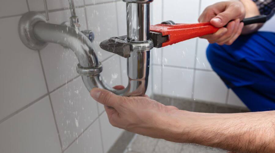 Expert burst pipe repair services in Templeton, IA